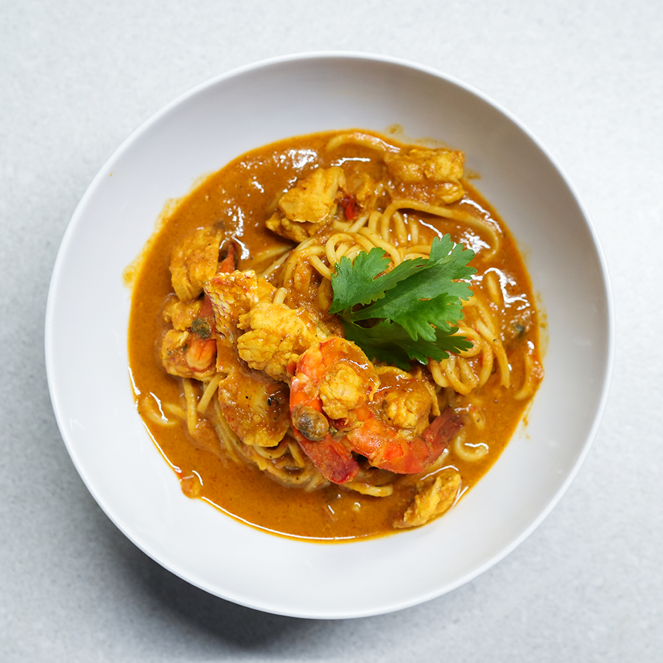 BOUILLABAISSE RENDANG NOODLES